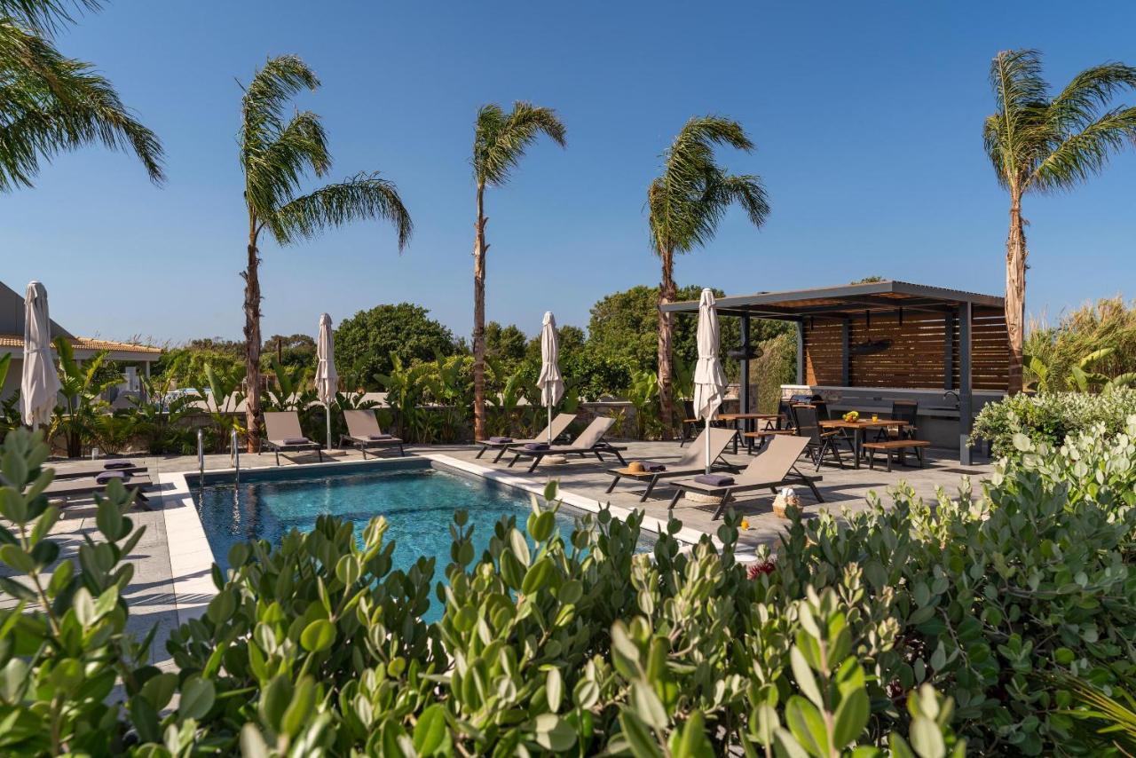 Palmeral Luxury Suites クレマスティ エクステリア 写真