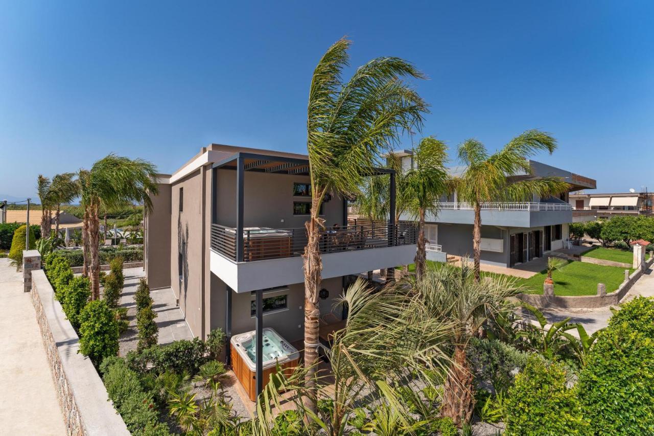 Palmeral Luxury Suites クレマスティ エクステリア 写真