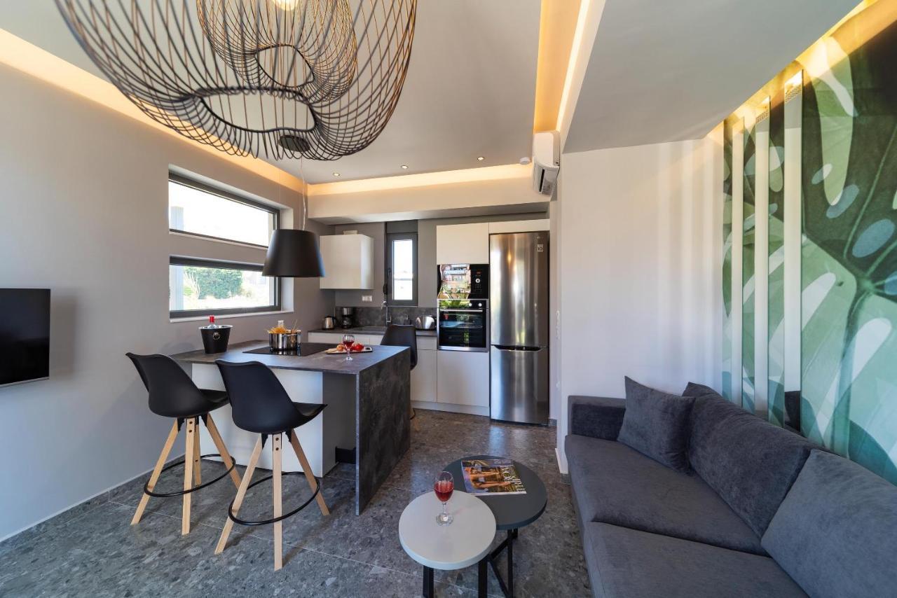 Palmeral Luxury Suites クレマスティ エクステリア 写真